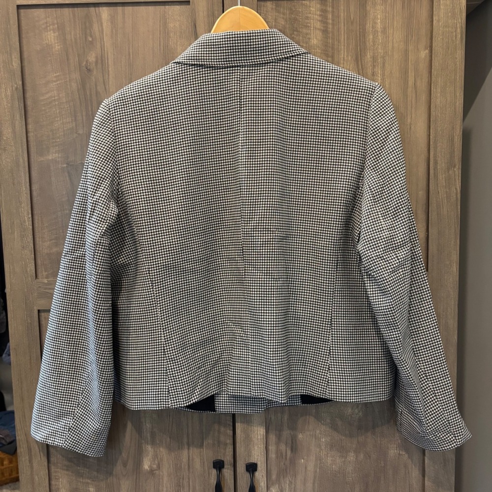 Talbots Black White Houndstooth Blazer Gold Crest Button Jacket Size 12 - Picture 2 of 8